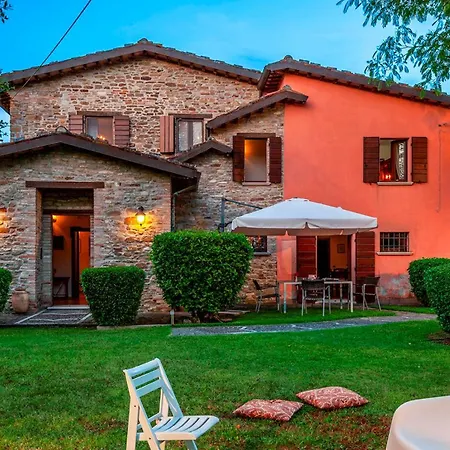 Banci 8, Emma أوربينو